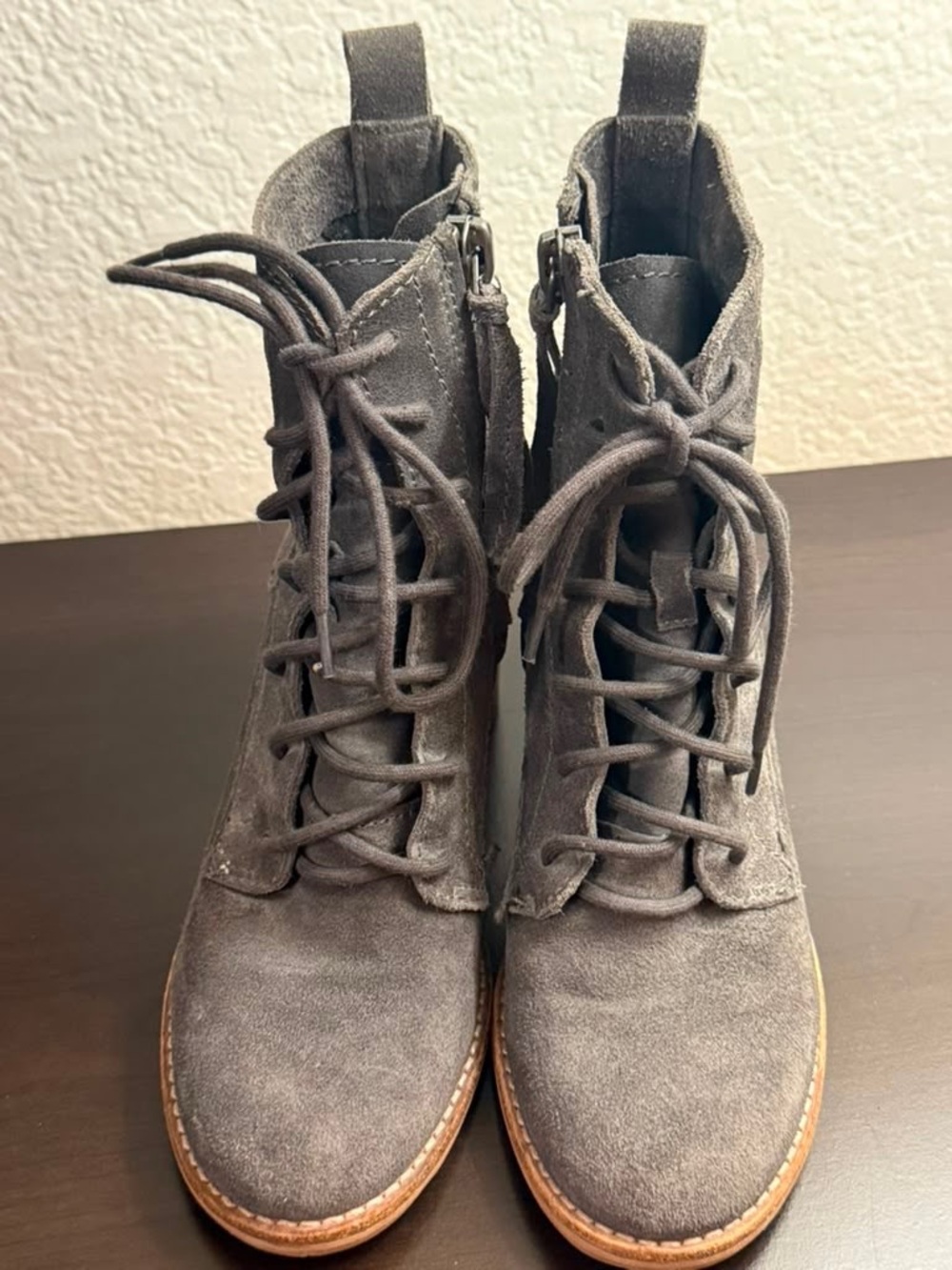 Dolce Vita Lace Women Grey Suede Lace Up Side Zip Block Heel Ankle Bootie Sz 7.5